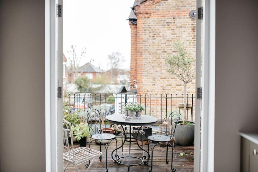 3 Bedroom House In Kew Gardens Richmond  Exterior photo